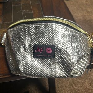 Makeup Junkie Sidekick